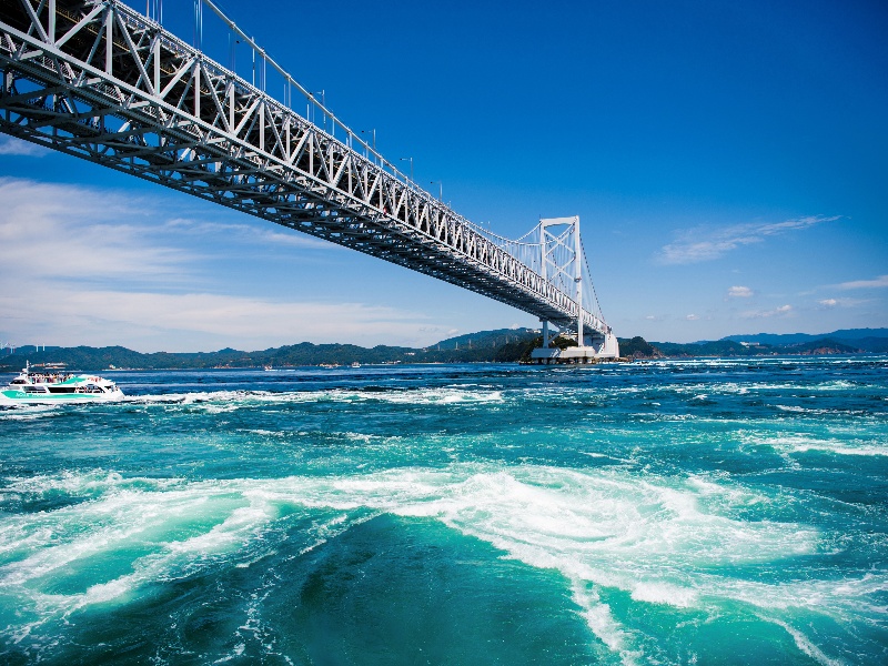 徳島・鳴門海峡