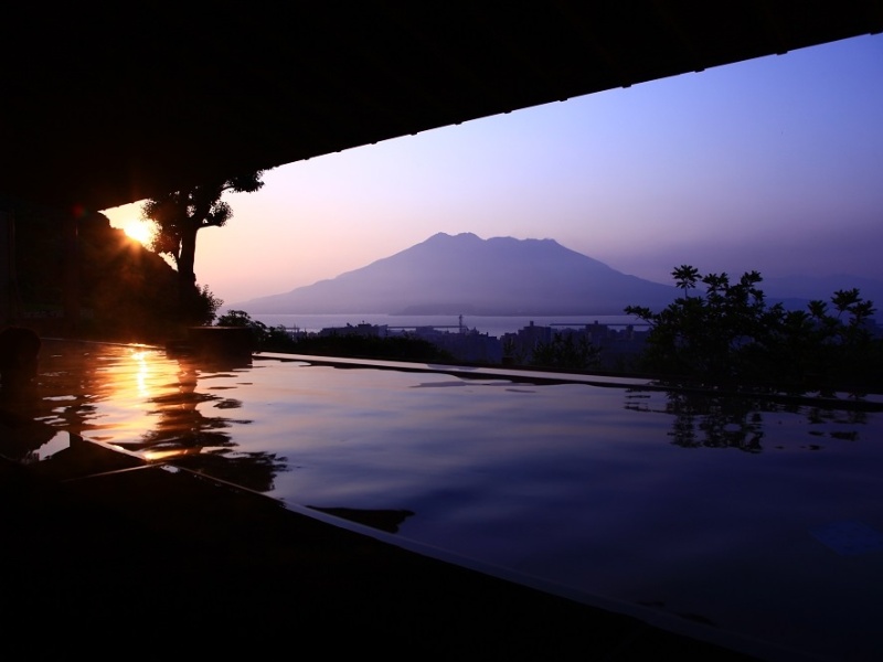 ＳＨＩＲＯＹＡＭＡ　ＨＯＴＥＬ　ｋａｇｏｓｈｉｍａ　露天風呂（イメージ）