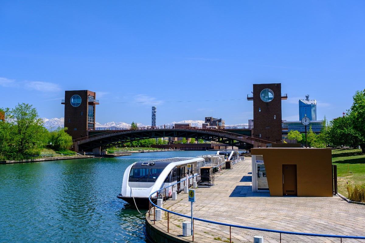 富岩運河環水公園