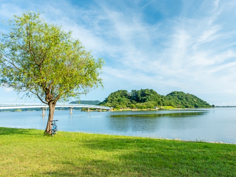 湖山池