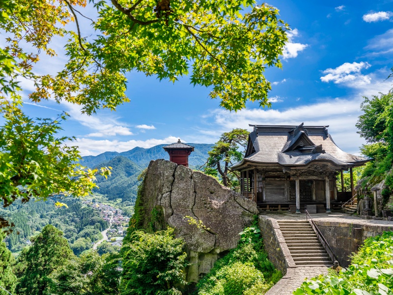 山形県・宝珠山立石寺