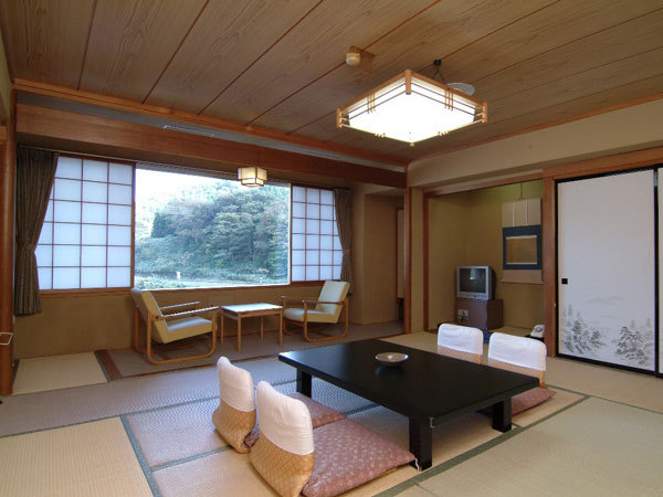 ホテル亀屋　西館和室10畳（一例）