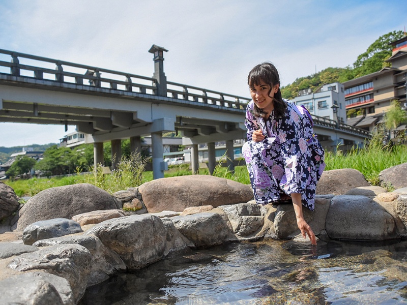 三朝温泉　足湯（イメージ）