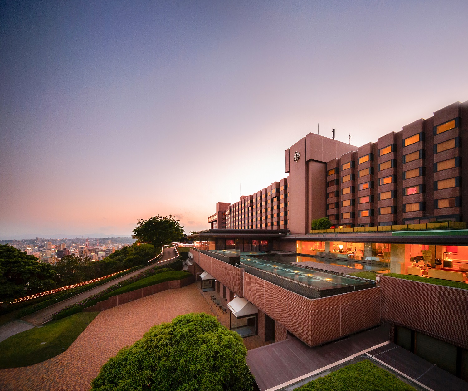 ＳＨＩＲＯＹＡＭＡ　ＨＯＴＥＬ　ｋａｇｏｓｈｉｍａ（外観）