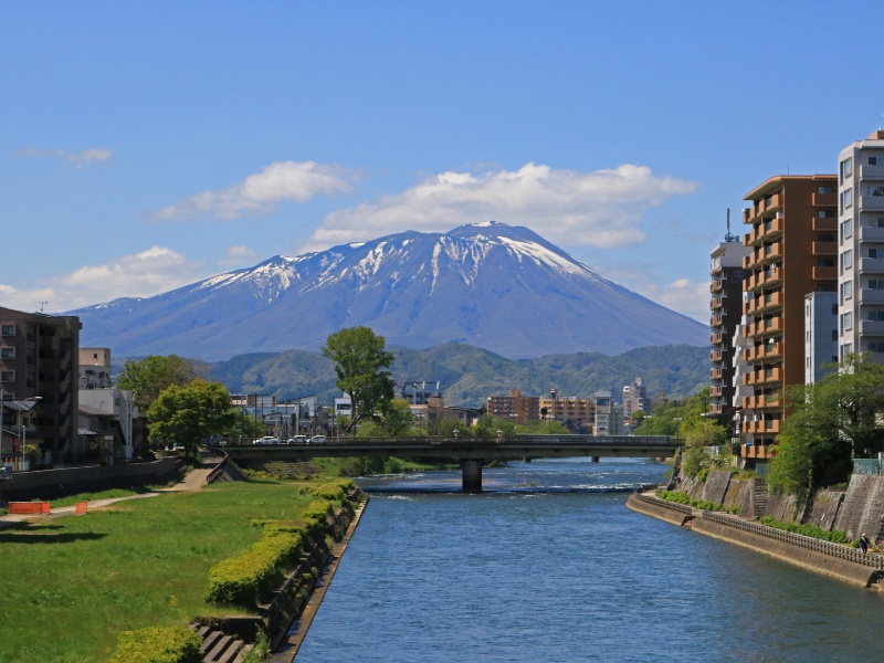 岩手山