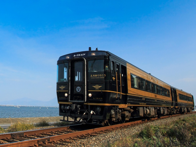 特急 A列車で行こうの車両