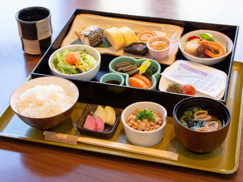 オークスカナルパークホテル富山　和食メニュー（イメージ）