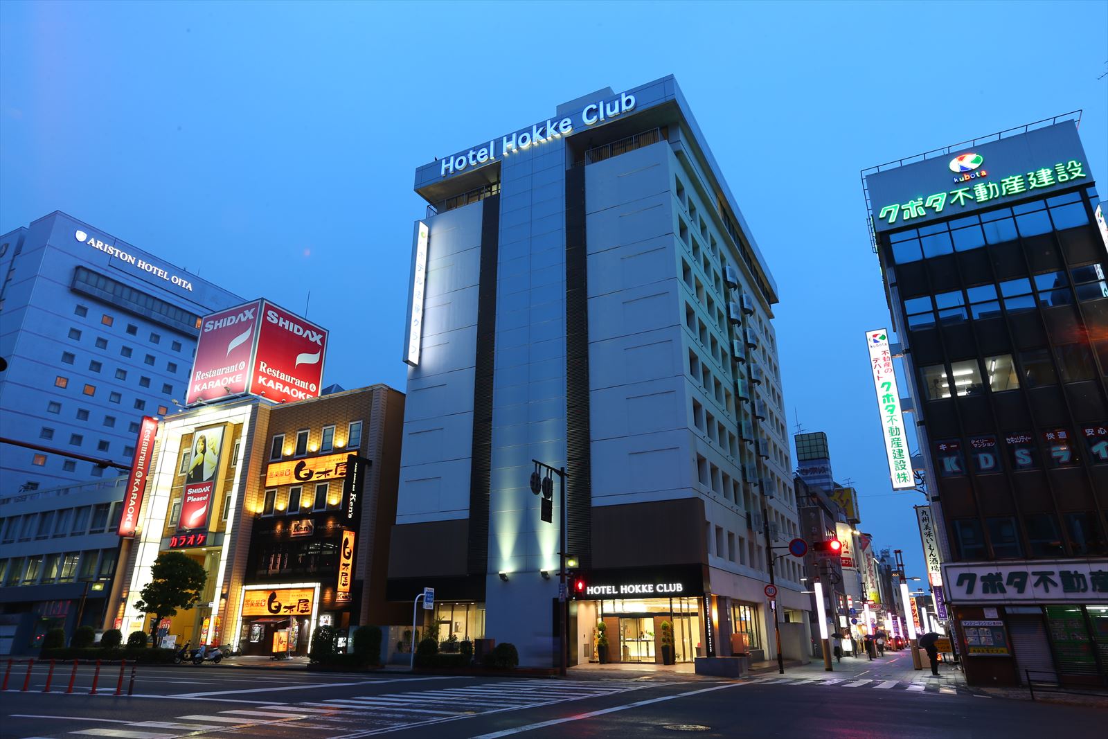 ホテル法華クラブ大分　外観　夜（イメージ）