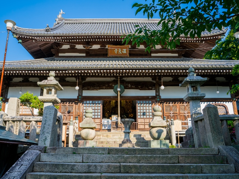 温泉寺（薬師堂）