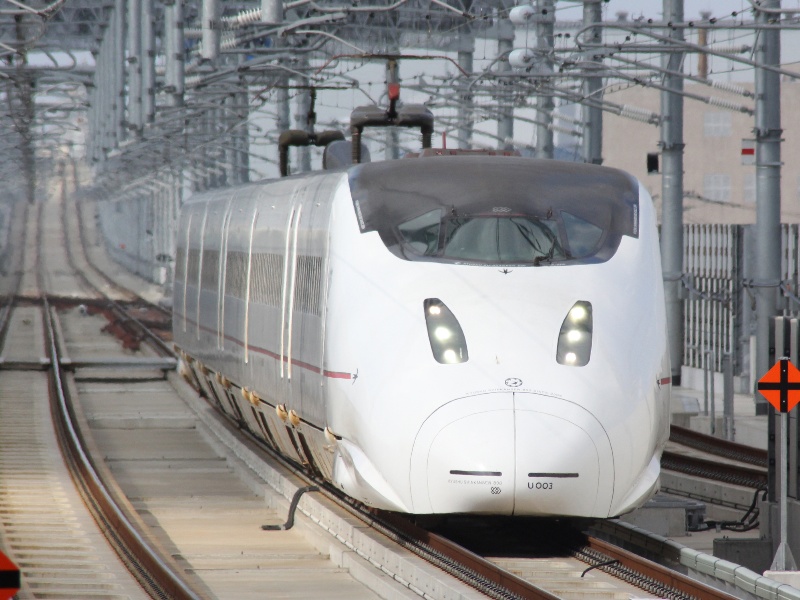九州新幹線　800系つばめ（イメージ）