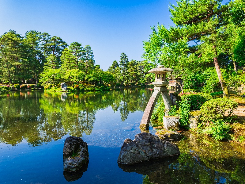 兼六園ことじ灯篭（イメージ）